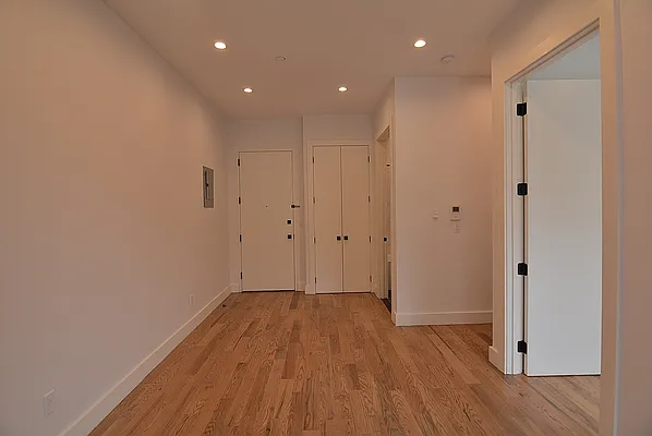 Rented by Hagstrom Management Inc | media 2