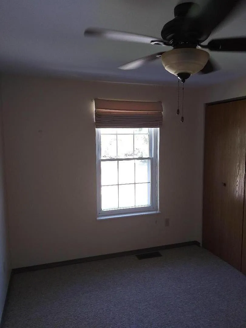 2 bed, 1.5 bath, 950 sqft, $1,200 — Photo 4