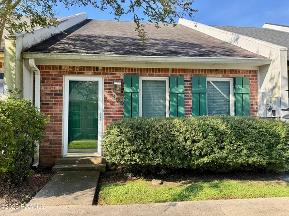 209 Woodland Cir, New Iberia, LA 70563