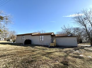 312 M St NE, Ardmore, OK 73401
