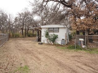 1629 Gale Ct, Azle, TX 76020