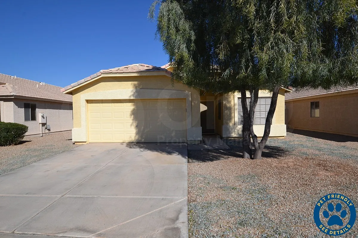3 bed, 2.0 bath, 1562 sqft, $2,199 — Photo 1