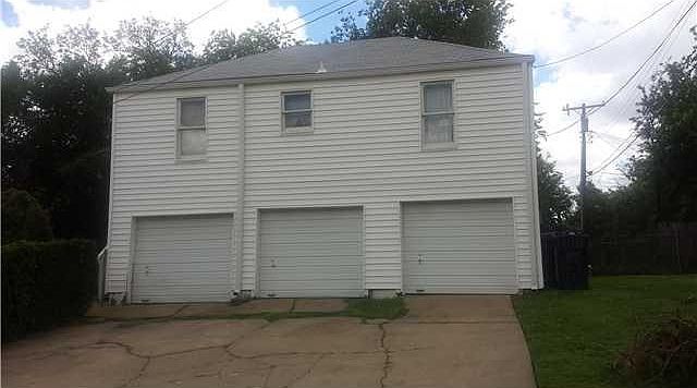 2nd image of 626 NW 28th St