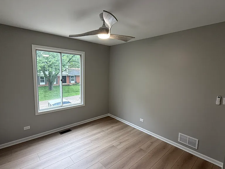 101 Hammond Ave — Photo 14