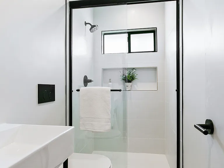 221 Lucas Ave #1A — Photo 12