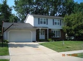 6364 Ramblewood Dr, Mentor, OH 44060