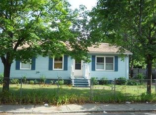 109 Pendleton Ave, Springfield, MA 01109