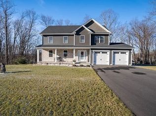 12 Autumn Ridge Rd, Ludlow, MA 01056