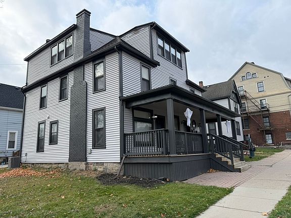 4th image of 701 Emmet St APT 1