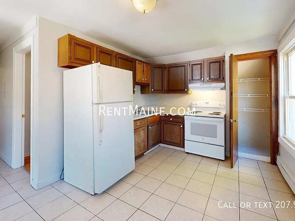 3 Carey Ln #2