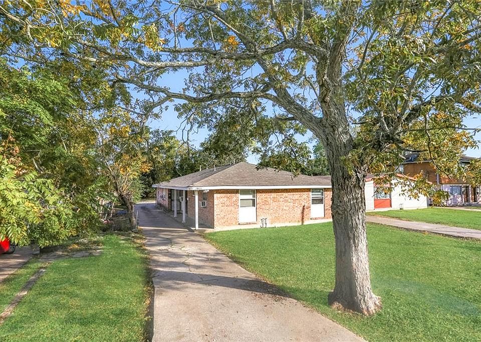 1st image of 1616-1618 Elizardi Blvd