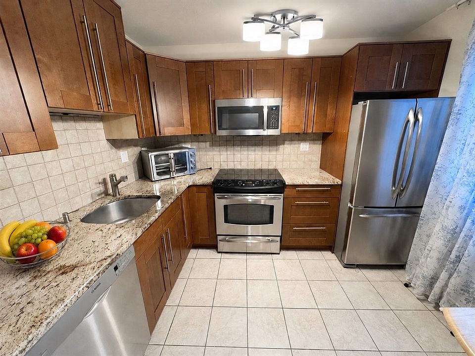 1st image of 92 Gordon St APT 301
