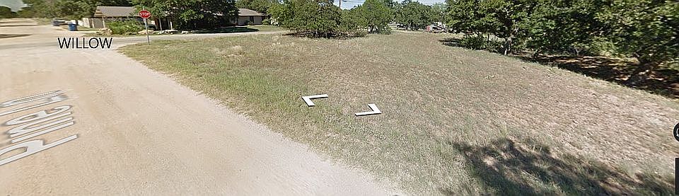 1st image of Pine Ln