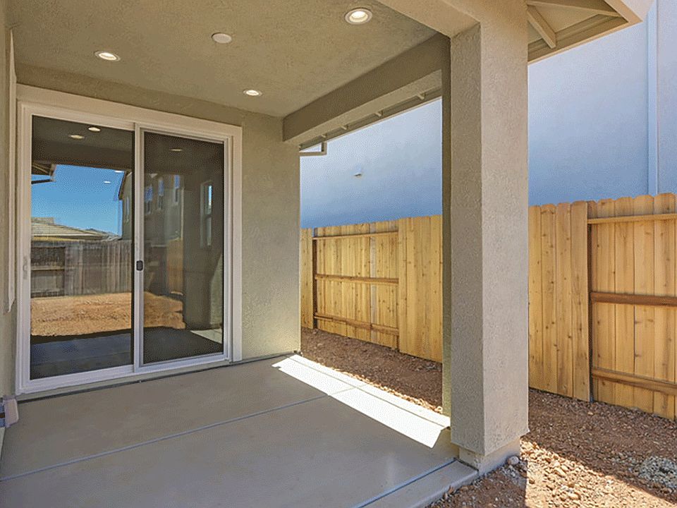 1st image of 4004 Oceanview Dr