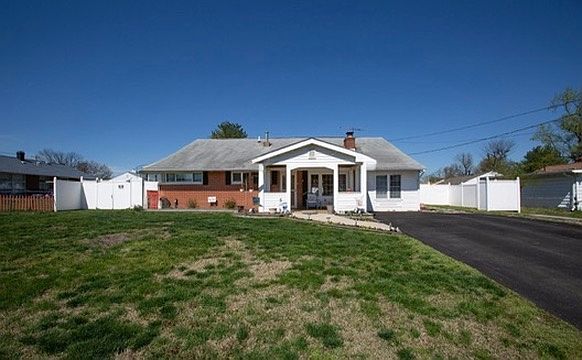 1st image of 6402 Cottonwood Dr