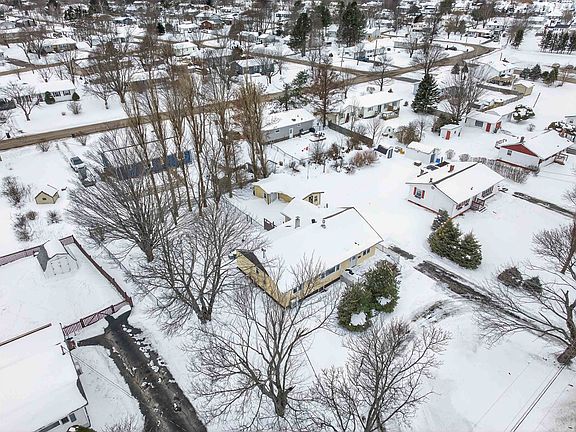 2nd image of 45 Meadowbank Rd