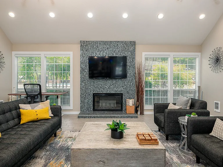 Haven Lake Oswego | Clubhouse