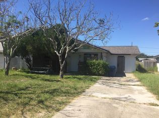 1018 S 7th St, Aransas Pass, TX 78336