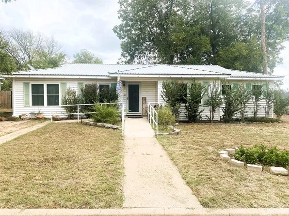 1412 Oliver St, Weatherford, TX 76086