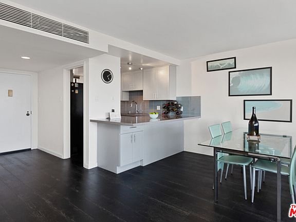 5th image of 4337 Marina City Dr Unit 1137