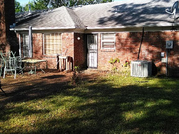 3rd image of 3324 Lynchburg St