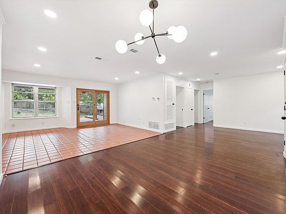 4th image of 1800 Cannonwood Ln