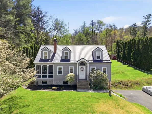 356 Glessner Rd, Johnstown, PA 15905