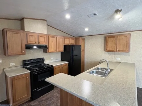 700 Leisure Dr, Fort Worth, TX