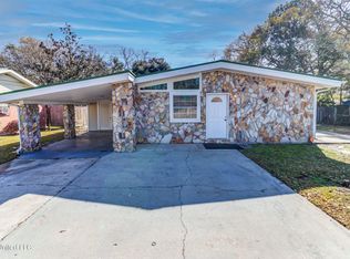 4518 Suffolk St, Pascagoula, MS 39581