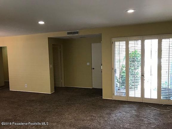 3rd image of 1225 N Granada Ave APT 44