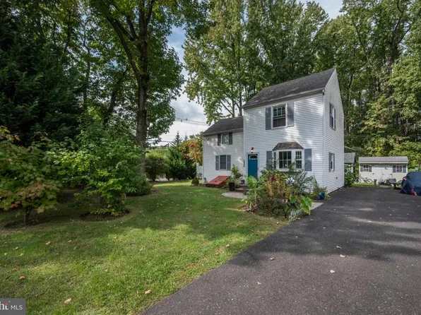 3849 Church Rd, Mount Laurel, NJ 08054
