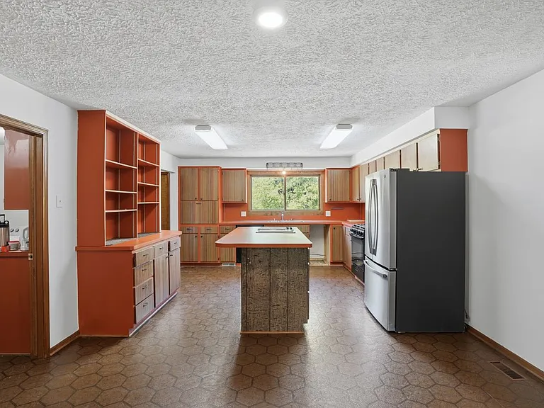 780 N Van Dyke Rd #1 — Photo 20