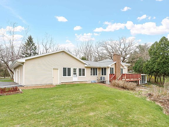 3rd image of 3318 W Rollingwood Dr
