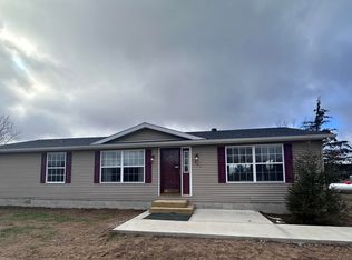 839 S Deerwood Cir, White Cloud, MI 49349