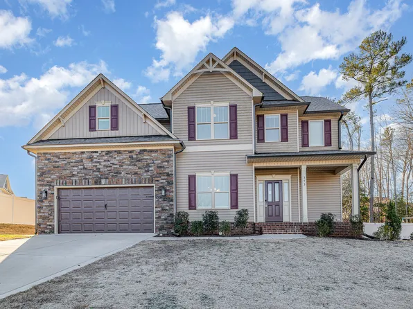 373 Neuse Landing Dr, Clayton, NC 27527