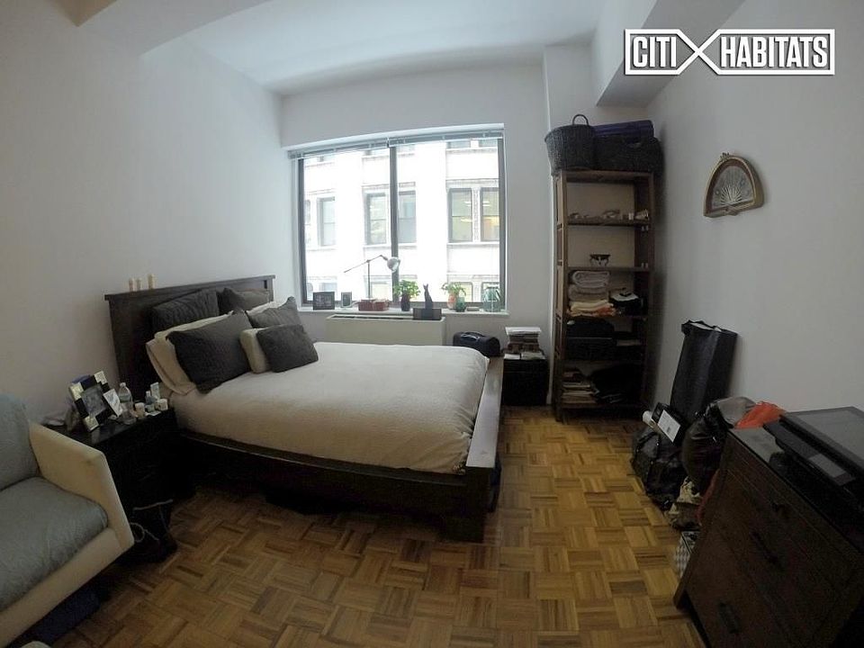 1st image of 45 Wall St APT 504