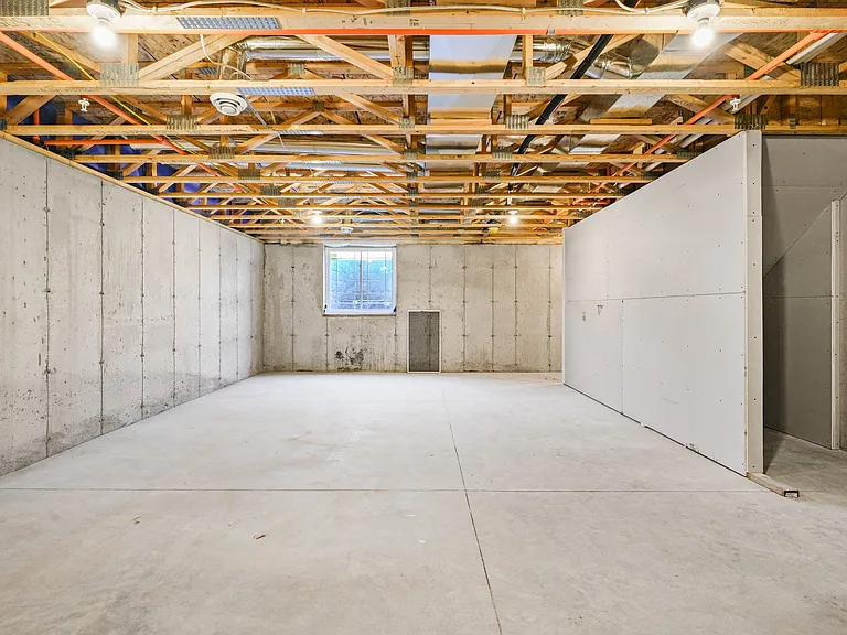 5713 Eternity Dr — Photo 41