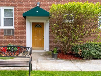 643 Pelham Road #7 D, New Rochelle, NY, 10805