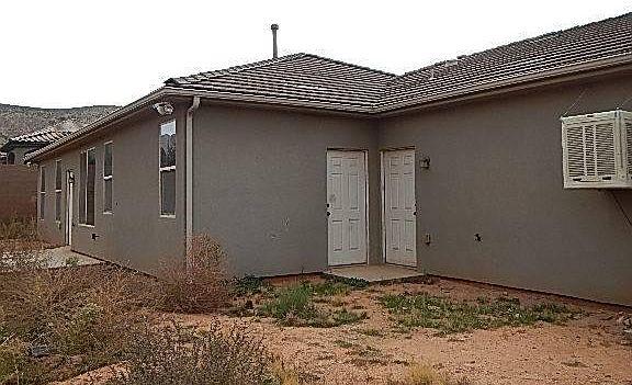 4th image of 897 E Crooked Creek Dr