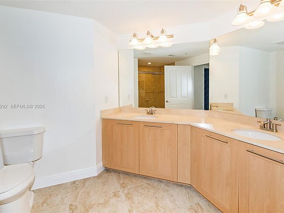 3rd image of 511 SE 5th Ave