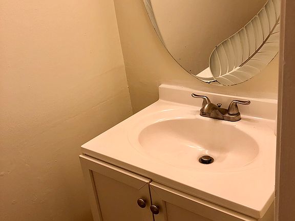 2nd image of 10600 Osprey Dr