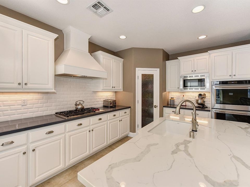 1st image of 3807 Sylvan Dr
