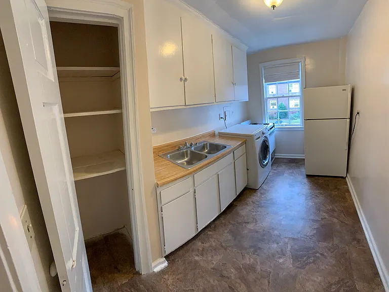 2841 Thornhill Rd — Photo 21