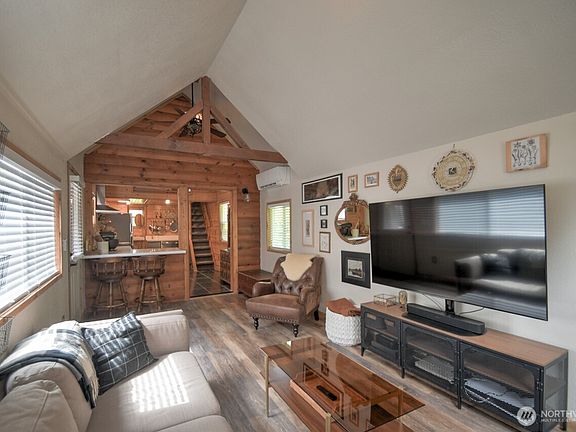 4th image of 1546 Reservation Road SE #94