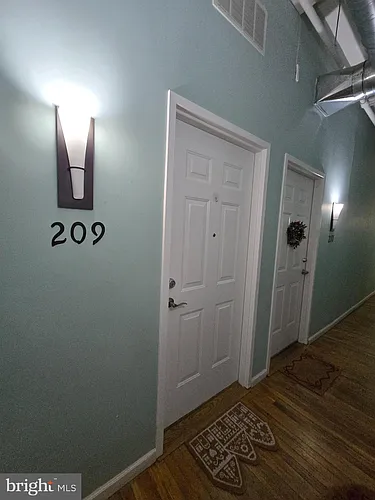 4368 Cresson St #209 Photo 1