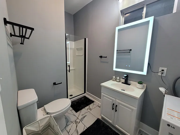 2818 N Capitol Ave #4 — Photo 19