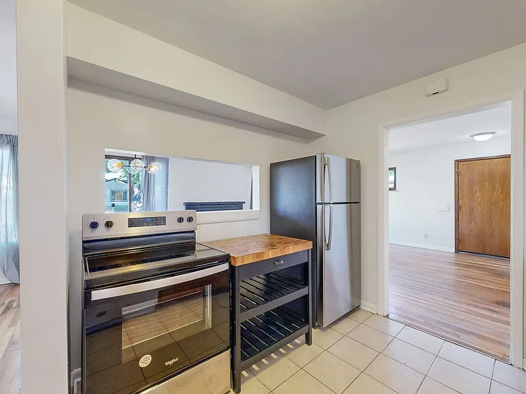 2220 Ironton St — Photo 9