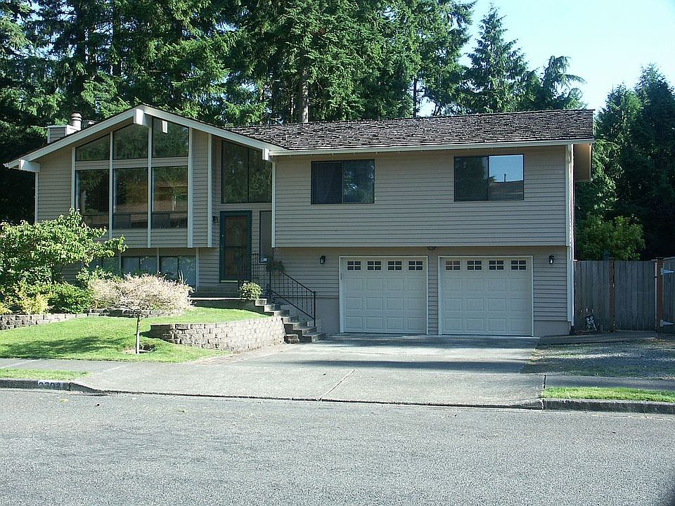 1st image of 2302 34th Ave SE