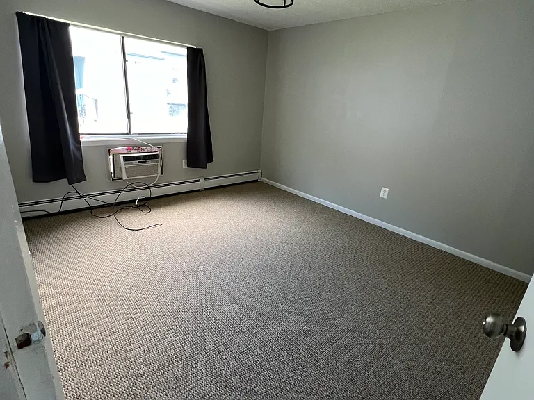 92 Wakelee Rd #D — Photo 19