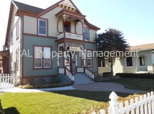 343 6th St, Hollister, CA 95023